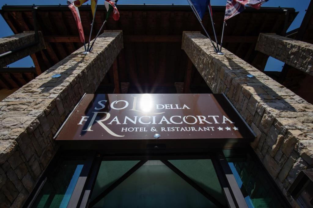 Sole Della Franciacorta - Hotel & Restaurant Capriolo Exterior foto