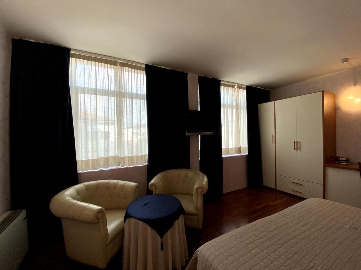 Sole Della Franciacorta - Hotel & Restaurant Capriolo Exterior foto